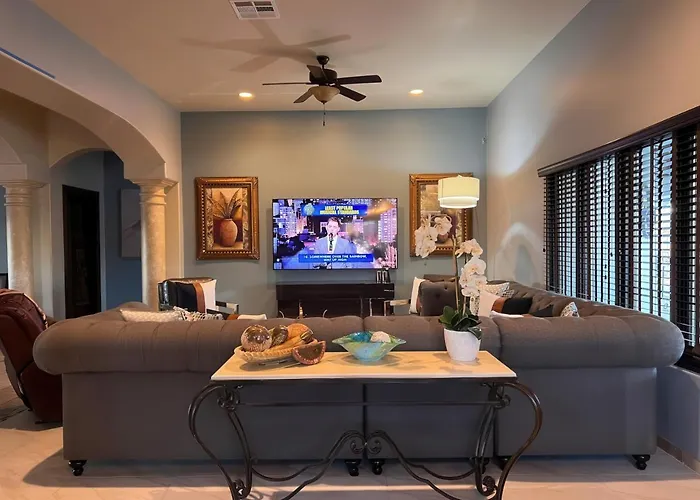 4br Ranch W Four Peaks Views Fireplace Hot Tub Holiday home *