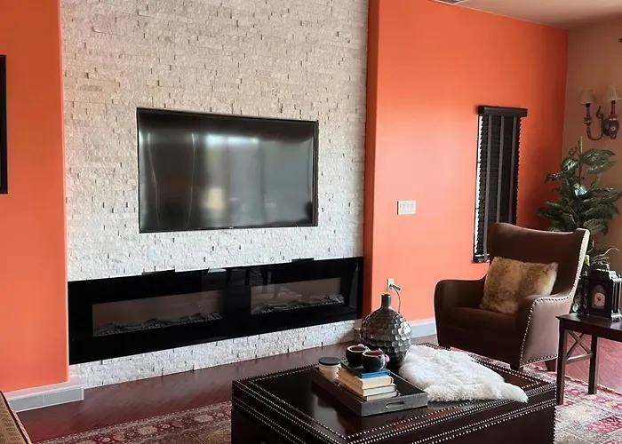 Holiday home 4br Ranch W Four Peaks Views Fireplace Hot Tub *