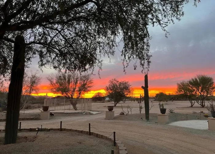 4br Ranch W Four Peaks Views Fireplace Hot Tub Holiday home